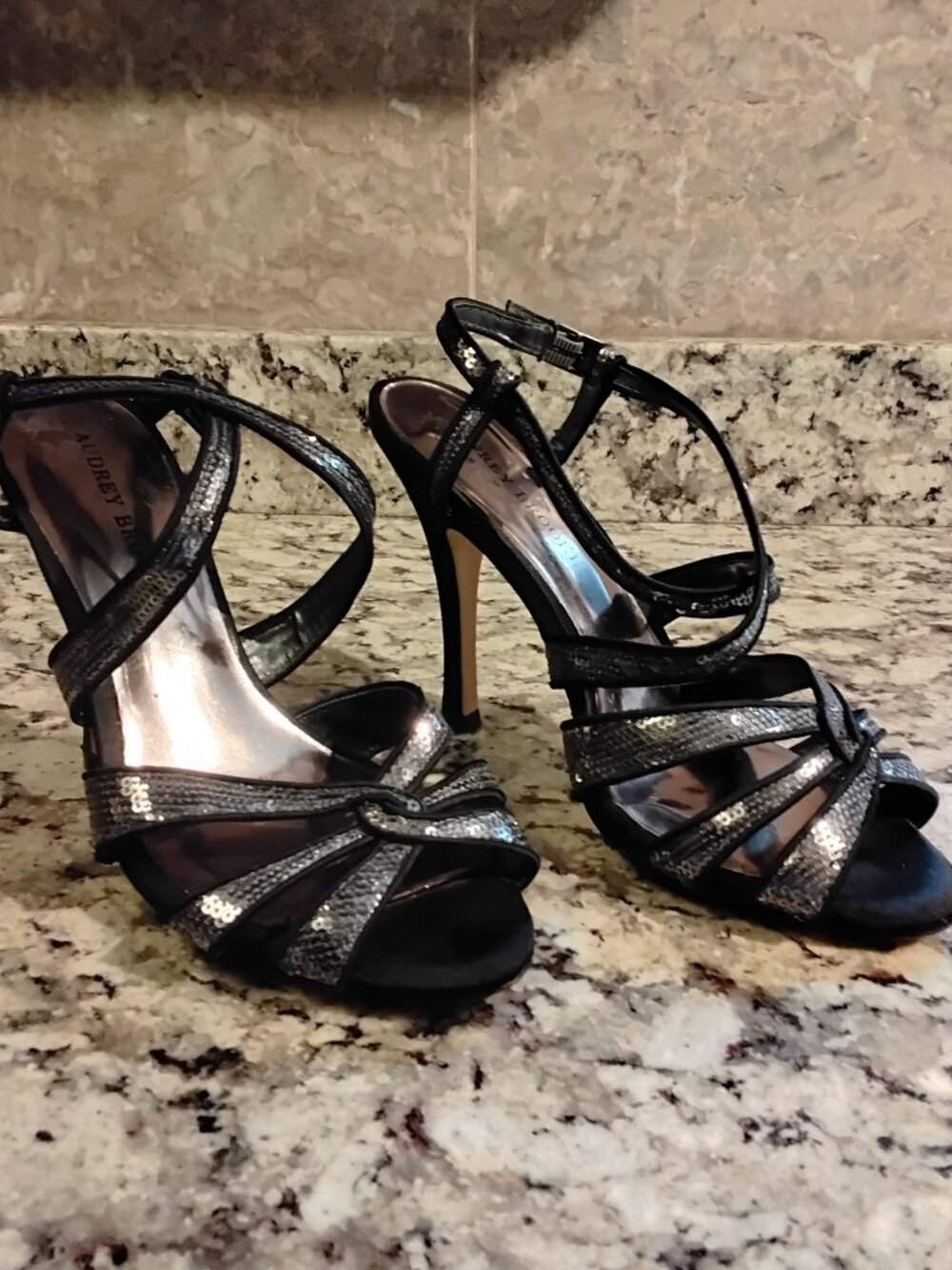 Audrey Brook Women's Sequin High Heels Size 7 #345